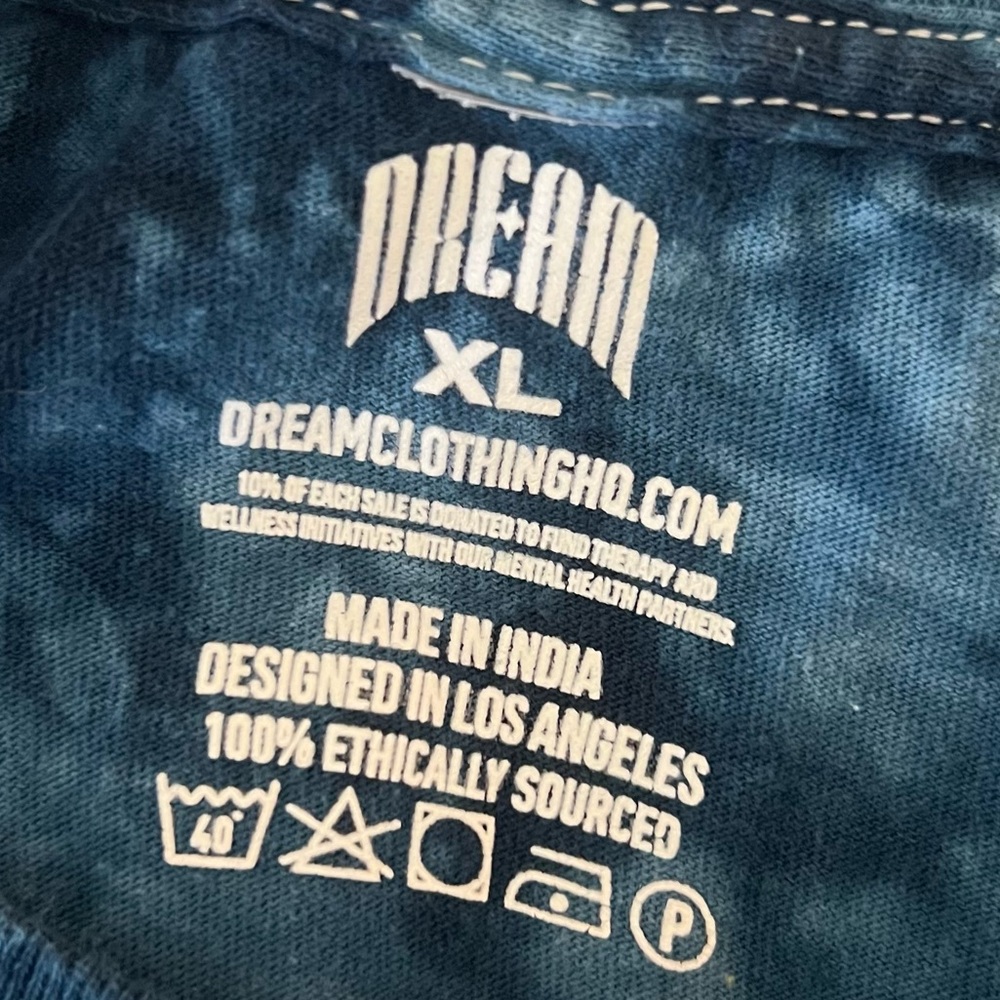 Dream Clothing Co Graphic Tee XL - Picture 4 of 5